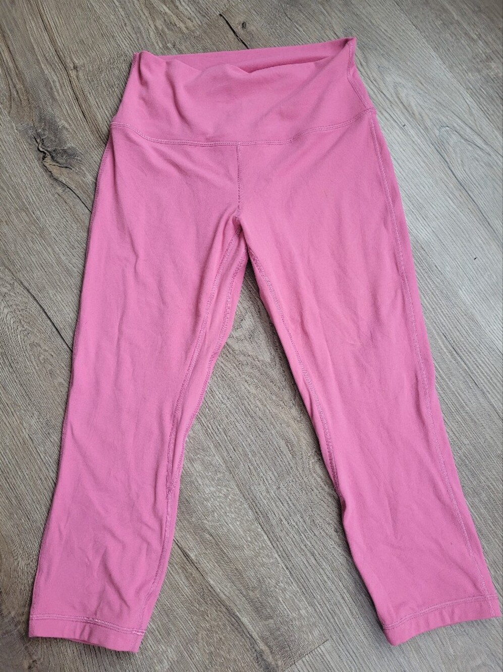 Lululemon Align HR Crop 21" *Pink Blossom Size 8 Nulu Leggings